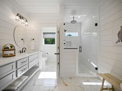 Private bathroom with huge walk-in shower!