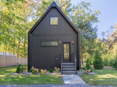 Exterior view of the property.