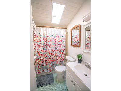 Upstairs full bathroom with tub/shower combo