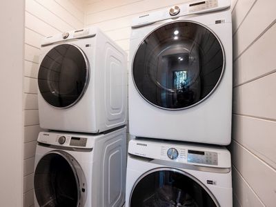 2 washers and 2 dryers!