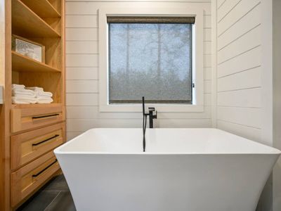 Soaking tub!