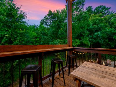 Seating at the bar along the ledge!