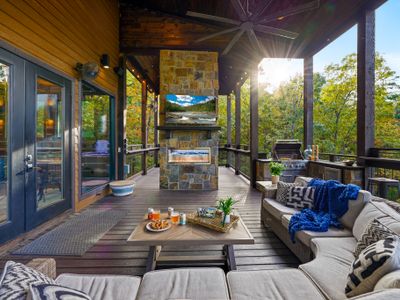 Whether you’re grilling at the built-in outdoor kitchen or relaxing beside the two-sided indoor/outdoor fireplace, every corner is designed to help you slow down and savor the moment.