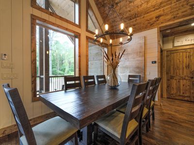 8 seats found at the formal dining table.