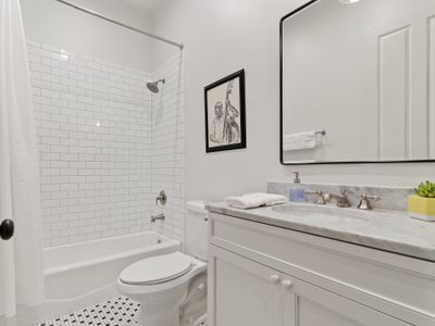 Modern bathroom equipped with everything you need for a perfect stay