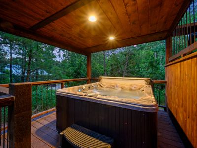 Hot tub!