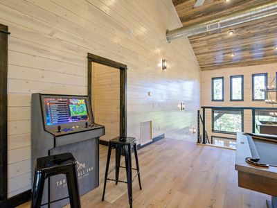 Arcade console!