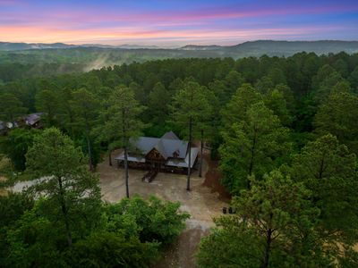 Beautiful wooded views!
