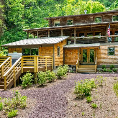 River Lodge