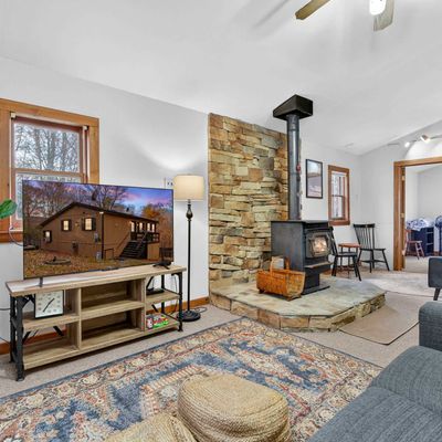 Hillside Hideaway