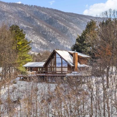 Panorama Chalet Peak