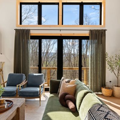 Modern Ridge Retreat