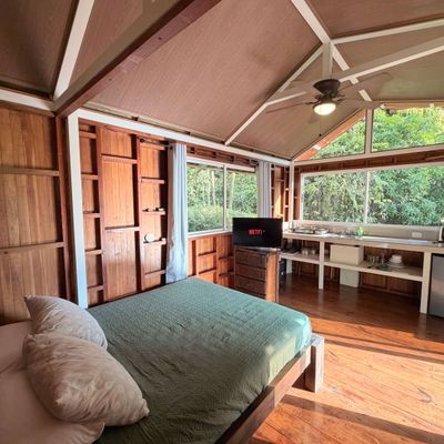 Casita has A/C + SmartTV + Kitchenette