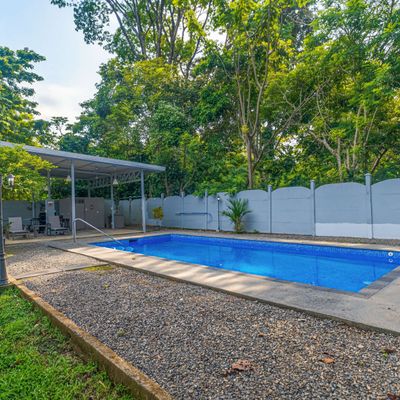 Private pool