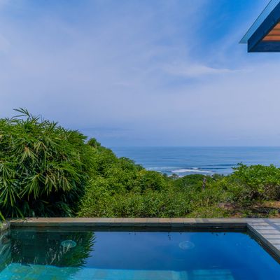 Wake up to ocean views and the peaceful sounds of Costa Rica’s tropical landscape.