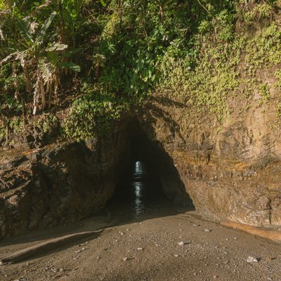 Playa Ventanas means "Windows Beach" due to this natural rock formations