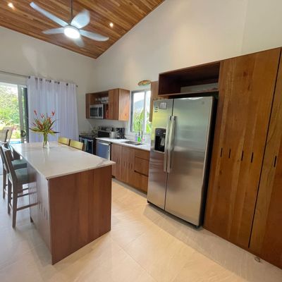 Incredible full stocked kitchen.