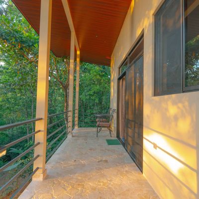 Casita next to the jungle