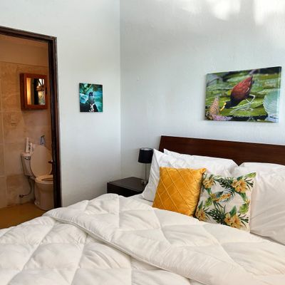 In- suite masted Bedroom is in the main floor