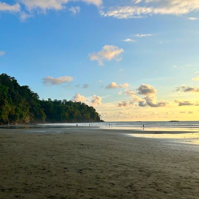 Playa Ventanas is ~10 minutes from the home.