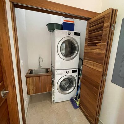 Laundry is free to use (Dryer and washer). 1 liter of liquid laundry detergent is included.