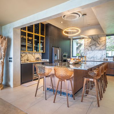 Newly remodeled kitchen.