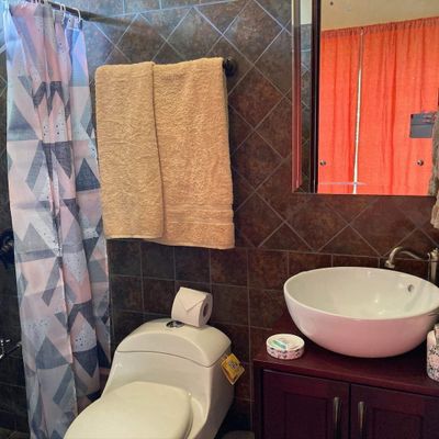 En-suite bathroom for Bedroom #2.