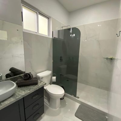 complete bathroom featuring stylish design and all the essentials.