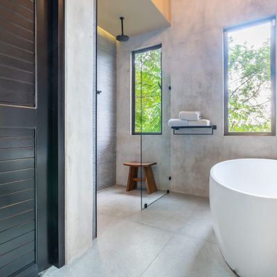 Suite #4 has a bathtub and a rain shower in the en-suite bathroom. .
