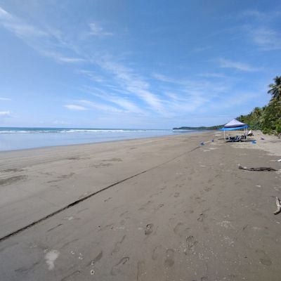 The National Park Beach is walking distance from the home.