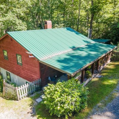 Cottage aerial