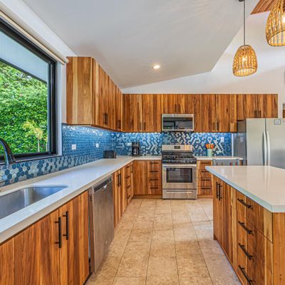 Well-equipped and modern kitchen.