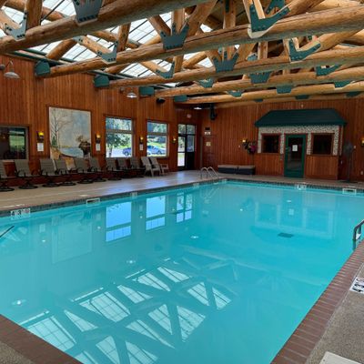 There is a swimming pool, Jacuzzi and exercise room available via the Big Sandy Lodge. There is a $40 fee, paid directly to the Lodge, per reservation, per family, to access those amenities.