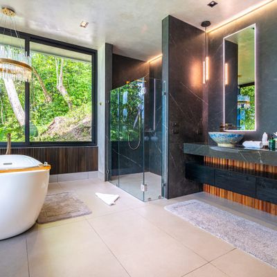 En suite bathroom of Owner's Suite.