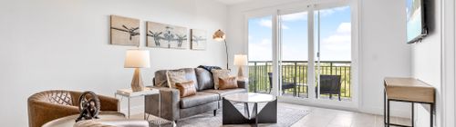 Waterfront 4BR w/ pool, hot tub & sauna