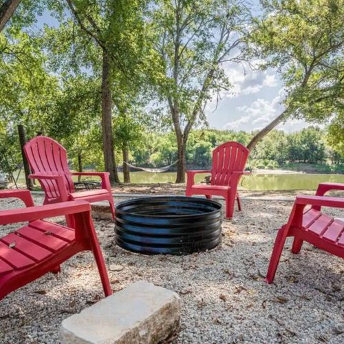 Enjoy this open yet private yard that looks directly onto the river