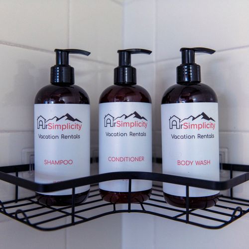 Complimentary toiletries provided to make your stay feel effortless.