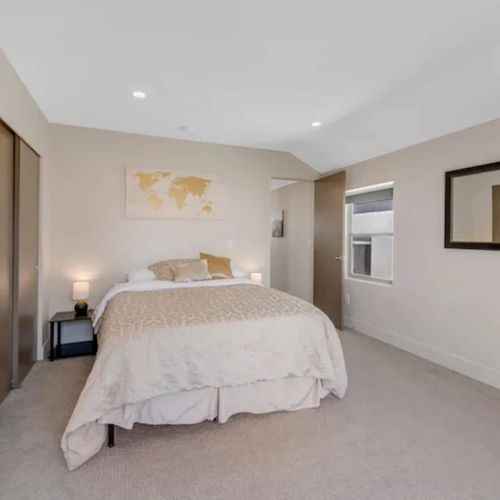 Queen bed
