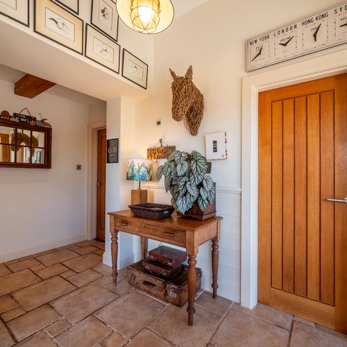 02f25bed d959 4fea 8106 d0b4b191e1fb homerunner