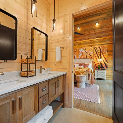 Need to refresh? Slip away into your own secluded ensuite retreat.