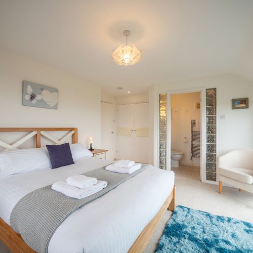 04d538a2 e3bd 4dcc a513 4cdce56c2cfe homerunner