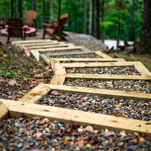 Steps leading to the firepit.