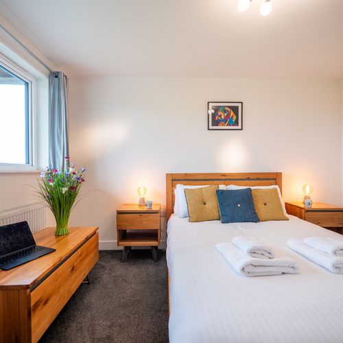 067ce823 da95 41e0 a464 4e730aee9436 homerunner