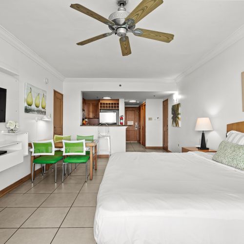 Enjoy year-round comfort thanks to the efficient ceiling fan, enhancing the studio's inviting ambiance