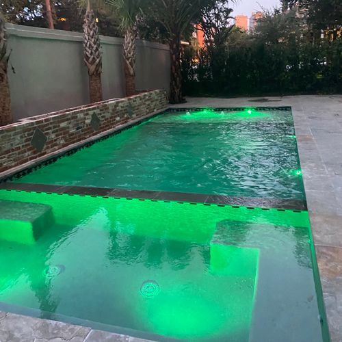 Pool only accessible for guests who book entire 5 unit combo