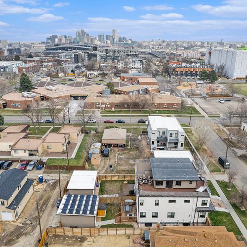 Perfectly situated just 2. 5 miles from downtown denver.
