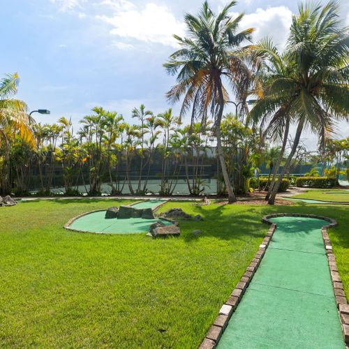 Putt your way through our mini-golf course surrounded by lush tropical landscaping.