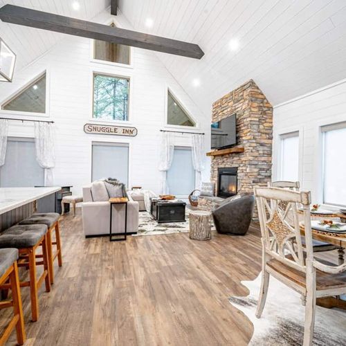 The open concept living room and kitchen!