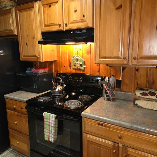 Kitchen:  the cabin has a full kitchen, including a dishwasher.