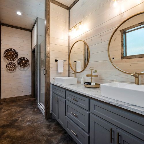 Double vanity in the private bathroom